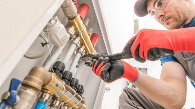 Why Interior Designers Recommend Working with an HVAC Repairman Before Remodeling